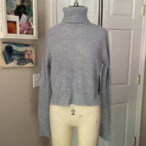 UK2LA Gray Ribbed knit Y2K Soft stretch Crop Copped Turtleneck Sweater *SMALL*